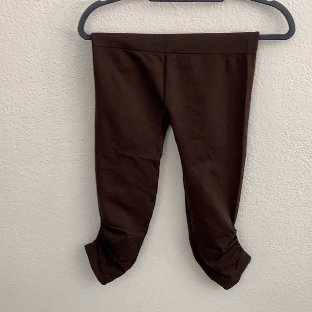 Legacy leggings size medium